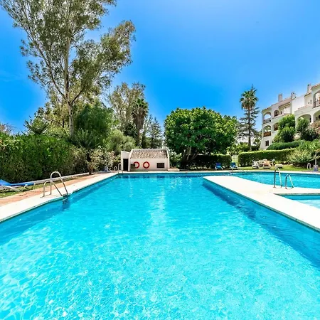 Large 2br Penthouse Near Banus Апартаменты