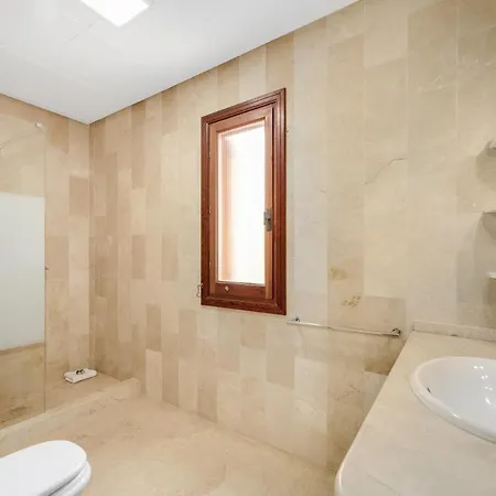 Large 2br Penthouse Near Banus Апартаменты