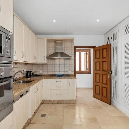 Large 2br Penthouse Near Banus * Марбелья